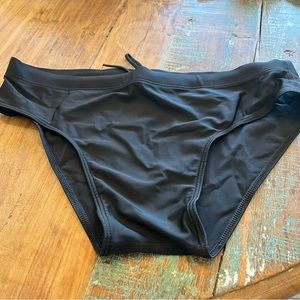 Swim briefs